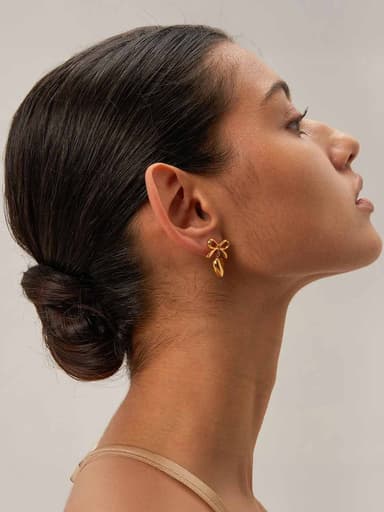 Noa Bow Earrings