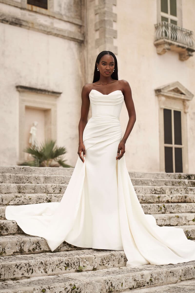 Louvienne Clothing Brand Featured Image