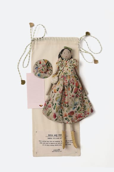 Zinki dress Busa Doll Gift Box
