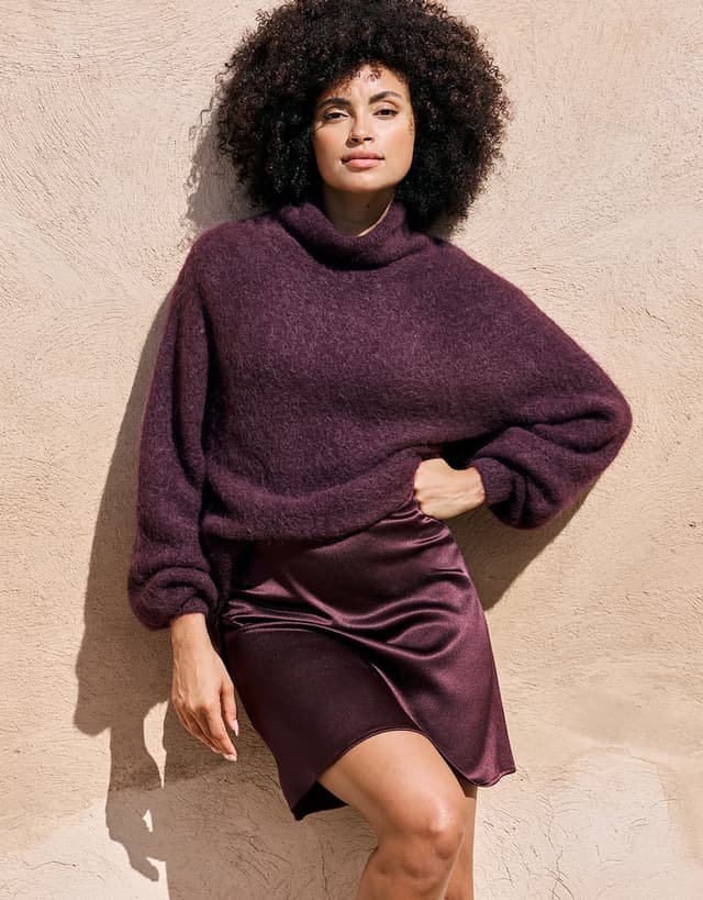 LaDress featured image